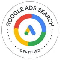 Imagem do selo de certificação dos Google Ads Search, com as cores vermelho, amarelo, verde e azul no ícone, ideal para destacar a especialização em anúncios.